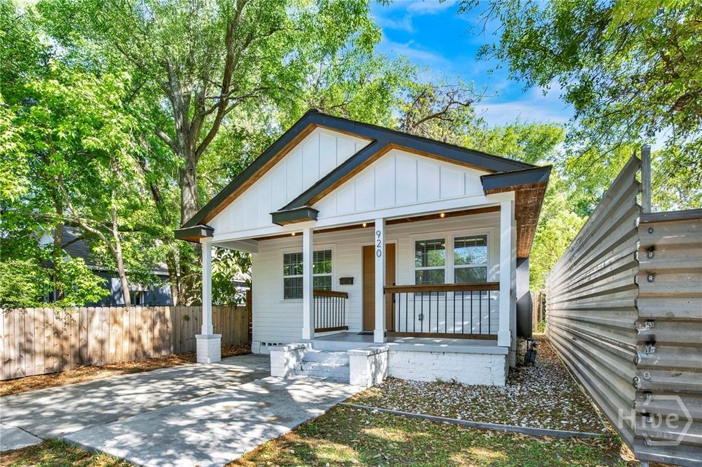 Photo of 920 W 51st Street, Savannah, GA 31405 (MLS # SA352435)