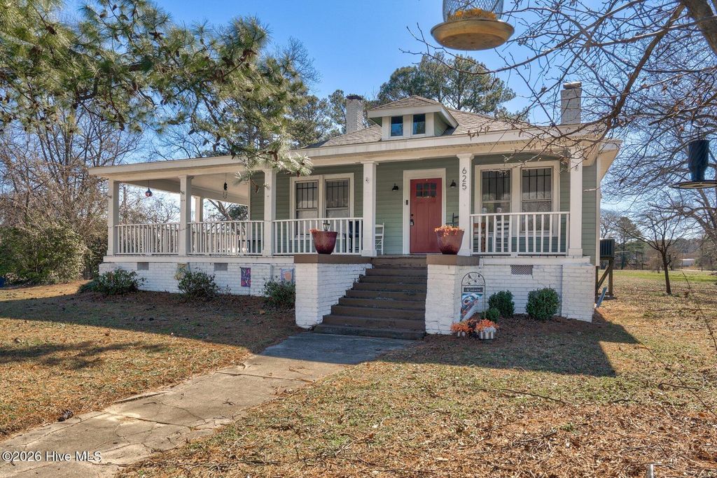 Photo of 625 E Ridge Street, Rocky Mount, NC 27804 (MLS # 100556863)