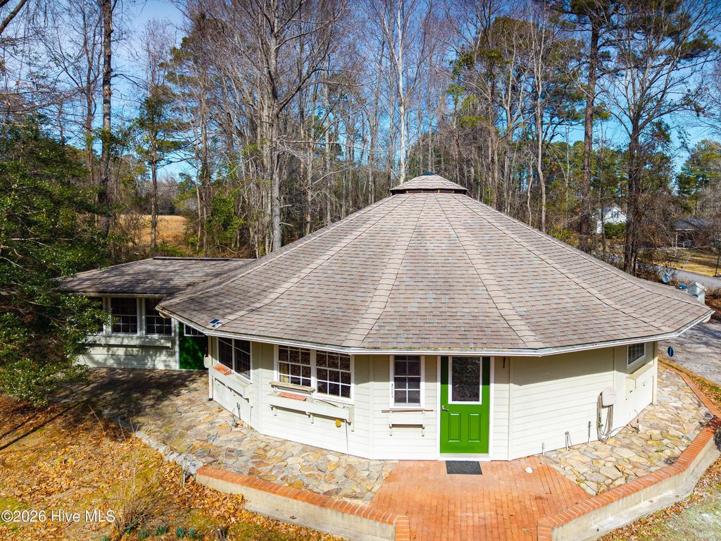 Photo of 1437 Brentwood Drive, Jamesville, NC 27846 (MLS # 100557792)