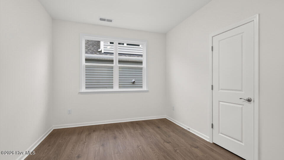 369 Alexis Loop