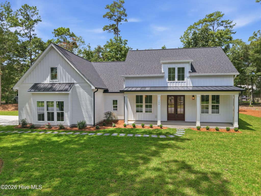 Photo of 105 S Belvedere Drive, Hampstead, NC 28443 (MLS # 100594730)