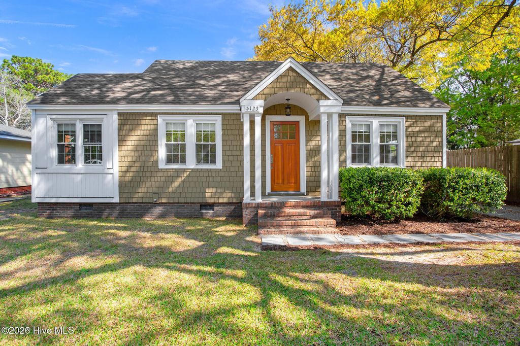 Photo of 4123 Peachtree Avenue, Wilmington, NC 28403 (MLS # 100564809)