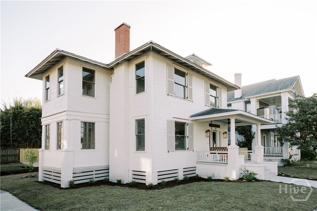 Photo of 415 Maupas Avenue, Savannah, GA 31401 (MLS # SA352508)