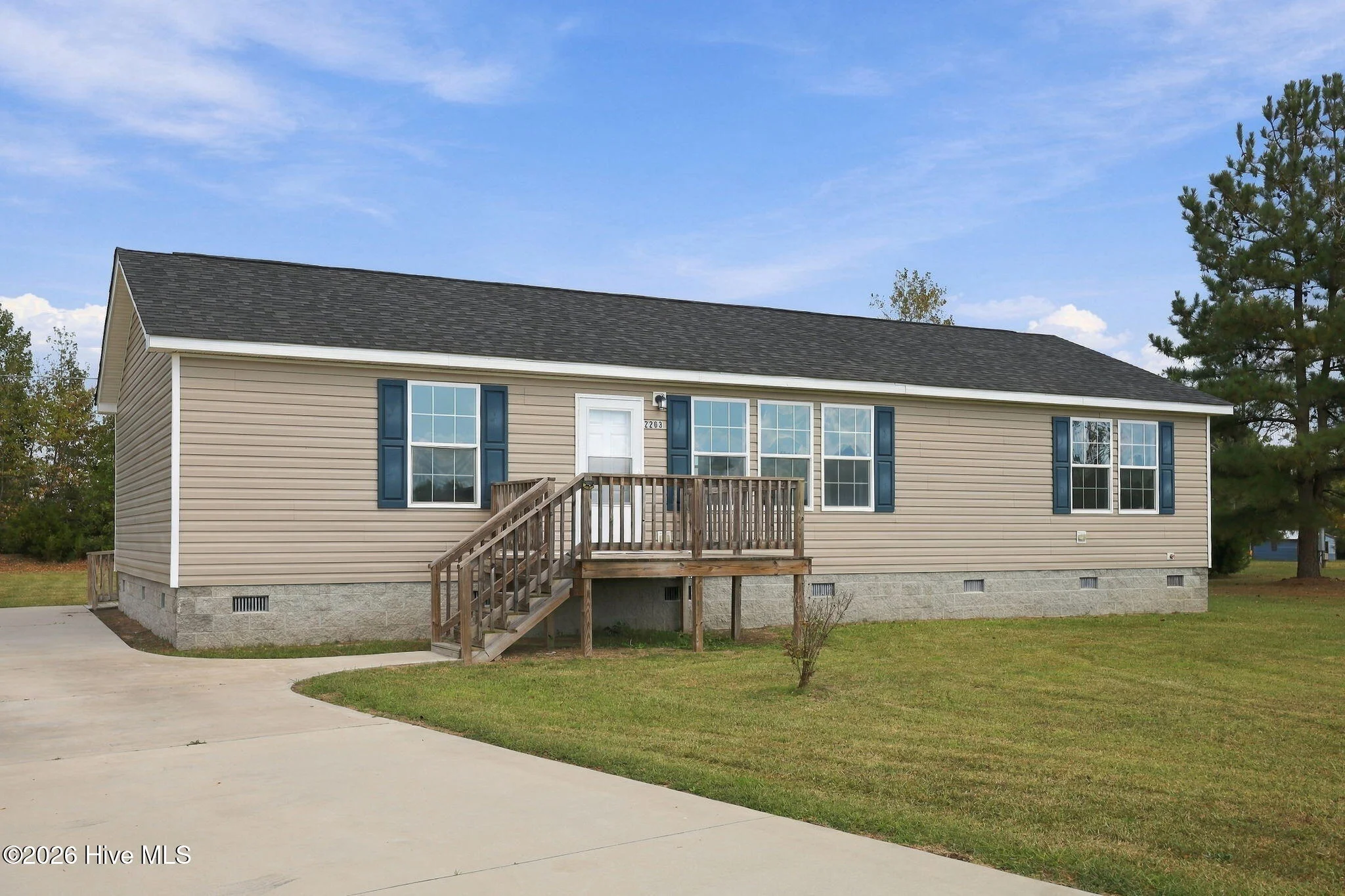 2203 Mohawk Court