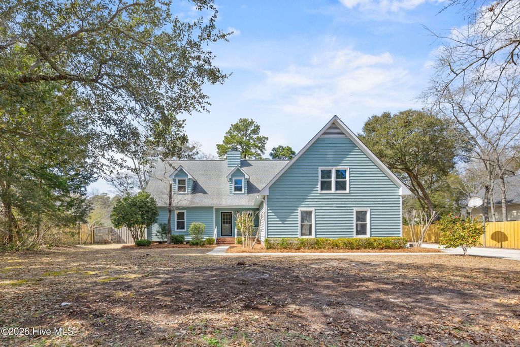 Photo of 132 Cavalier Drive, Wilmington, NC 28403 (MLS # 100558264)