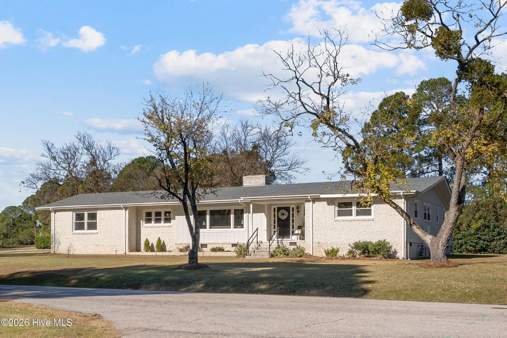 Photo of 4401 Country Club Drive N, Wilson, NC 27896 (MLS # 100541056)