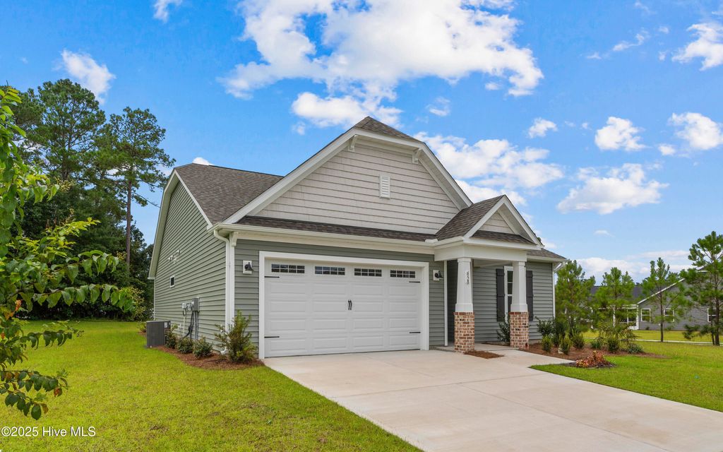Photo of 658 Edgeside Drive SE, Bolivia, NC 28422 (MLS # 100509950)