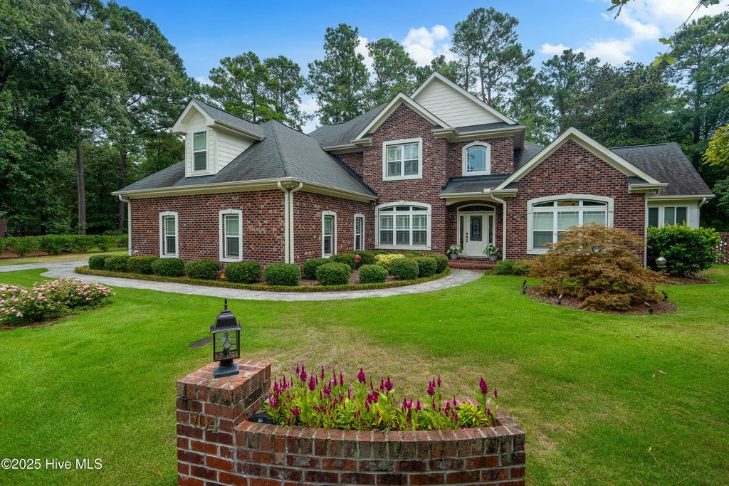 Photo of 704 Squire Lane, Wilmington, NC 28411 (MLS # 100549058)
