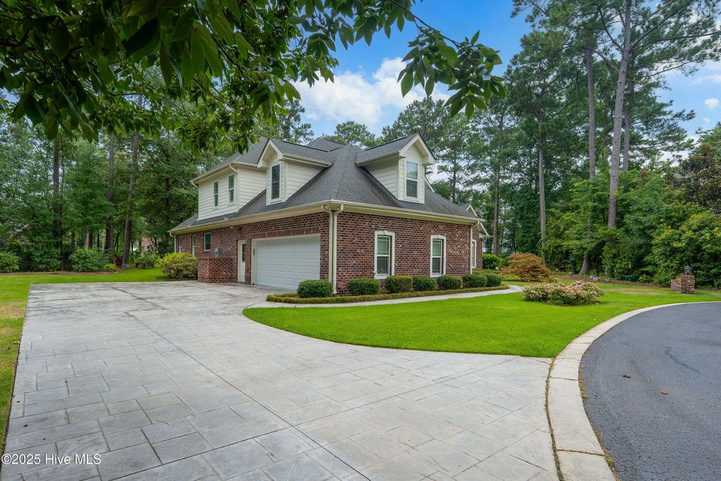 Photo of 704 Squire Lane, Wilmington, NC 28411 (MLS # 100549058)