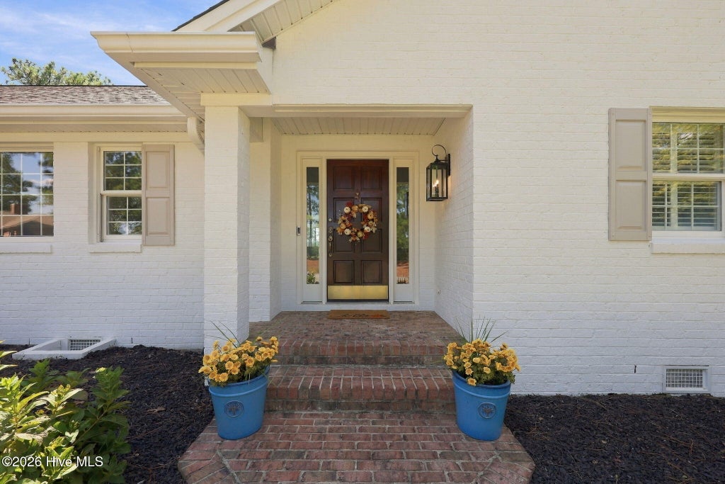 Photo of 25 Steeplechase Way, Southern Pines, NC 28387 (MLS # 100608422)
