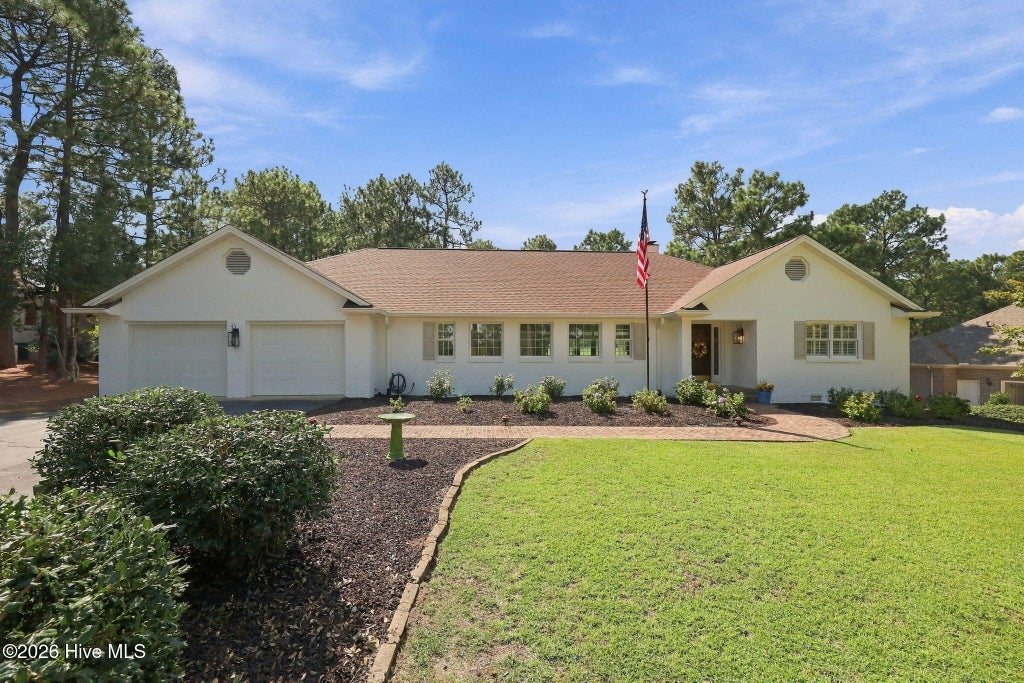 Photo of 25 Steeplechase Way, Southern Pines, NC 28387 (MLS # 100608422)