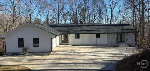 Homes For Sale - 250 Harbor Heights Circle<br/> Hart County, Lavonia, GA 30553