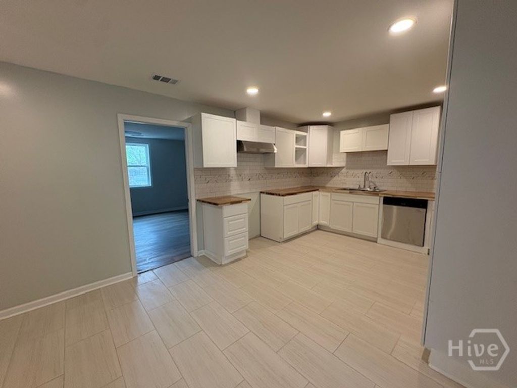 Photo of 3305 Florence Street, Savannah, GA 31405 (MLS # SA353319)