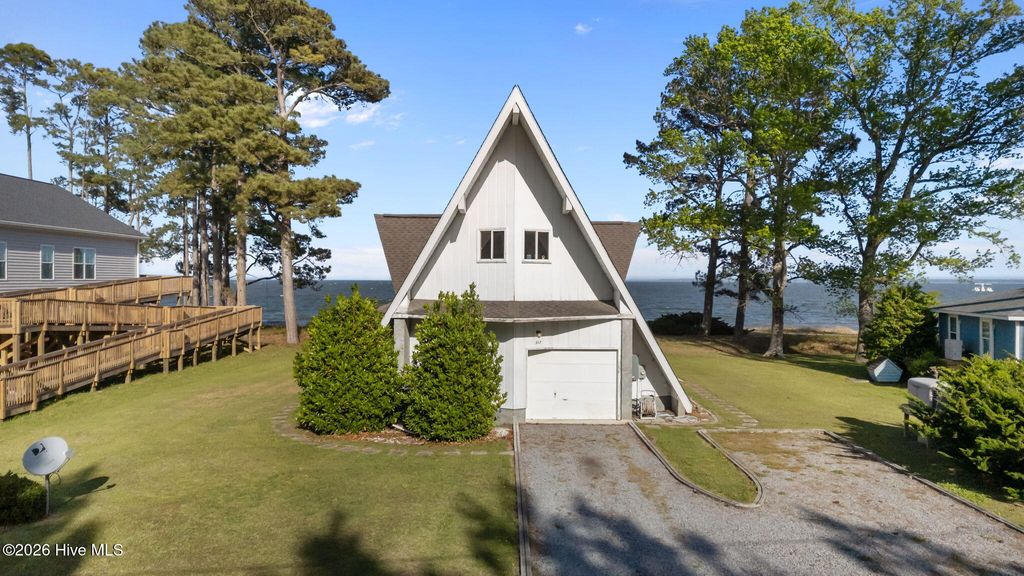 Photo of 357 Wiggins Point Road, Oriental, NC 28571 (MLS # 100568473)