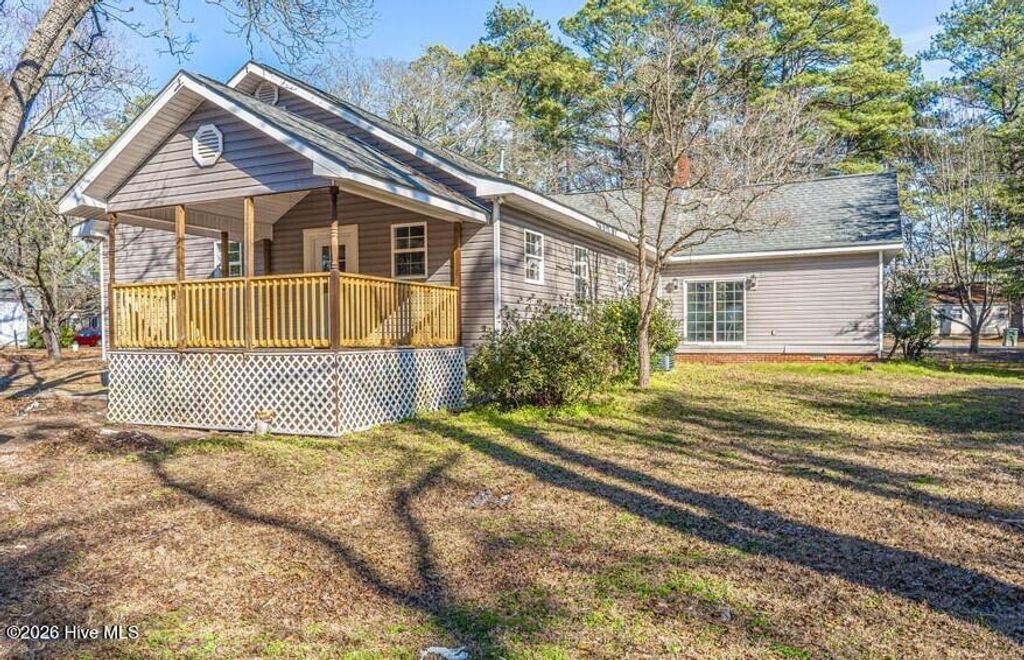 Photo of 817 Aberdeen Road, Laurinburg, NC 28352 (MLS # 100563657)