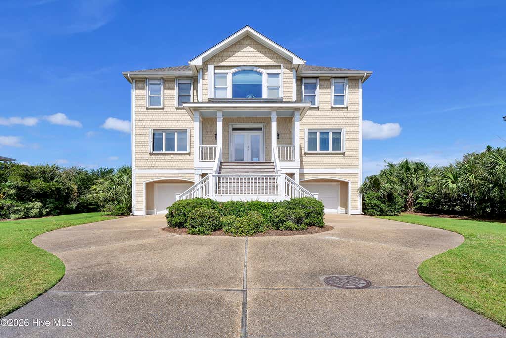 Photo of 2515 N Lumina Avenue N, Wrightsville Beach, NC 28480 (MLS # 100595487)