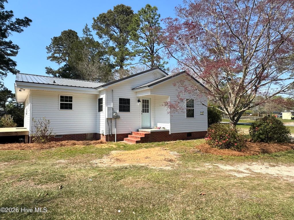 Photo of 6195 Red Hill Road, Whiteville, NC 28472 (MLS # 100562445)