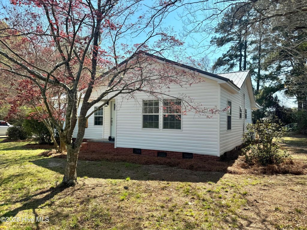 Photo of 6195 Red Hill Road, Whiteville, NC 28472 (MLS # 100562445)