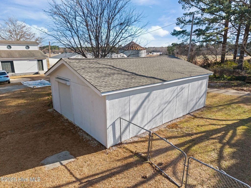 Photo of 2034 W 5th Street, Washington, NC 27889 (MLS # 100546551)
