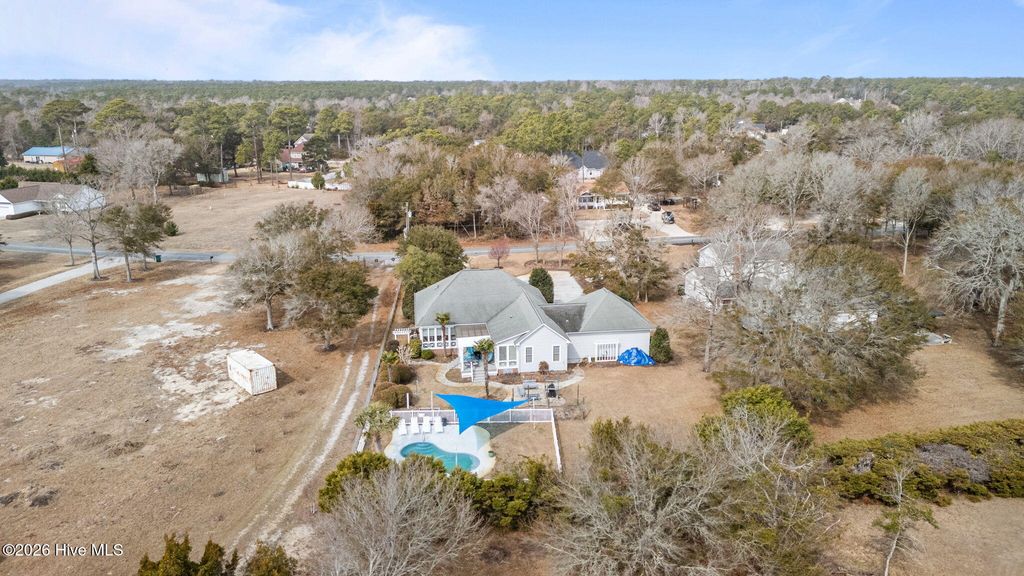Photo of 107 Harbour Drive, Hubert, NC 28539 (MLS # 100555353)