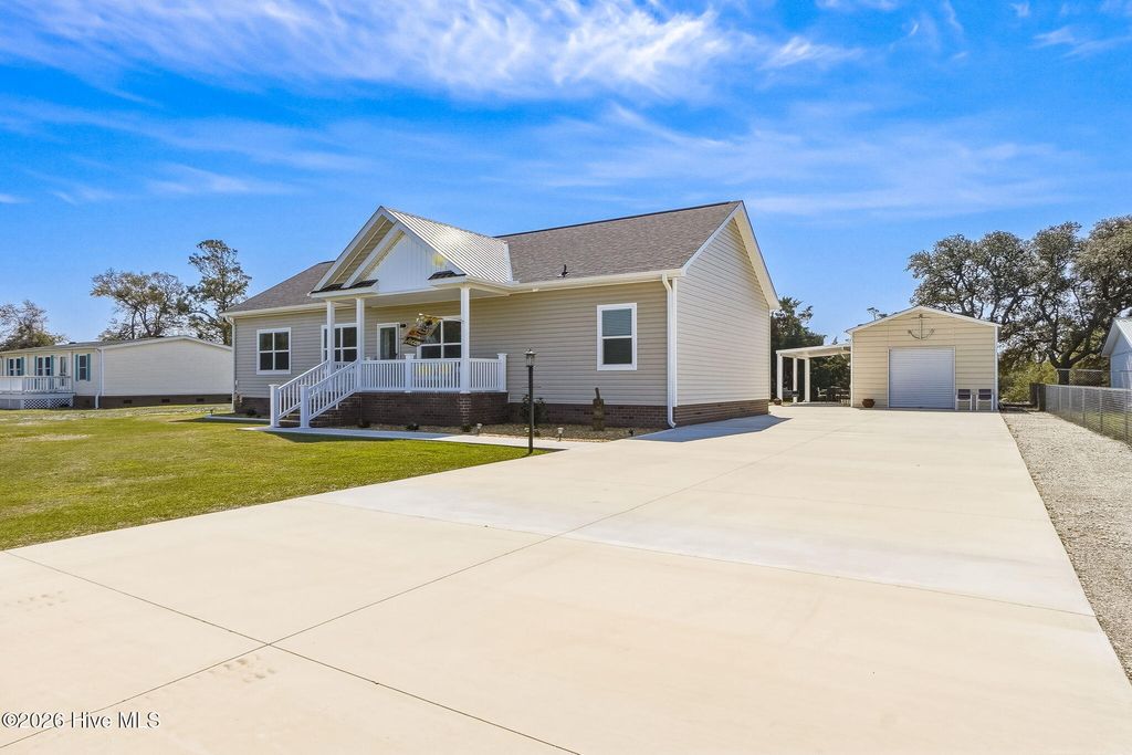 Photo of 204 Nelson Street, Harkers Island, NC 28531 (MLS # 100563043)