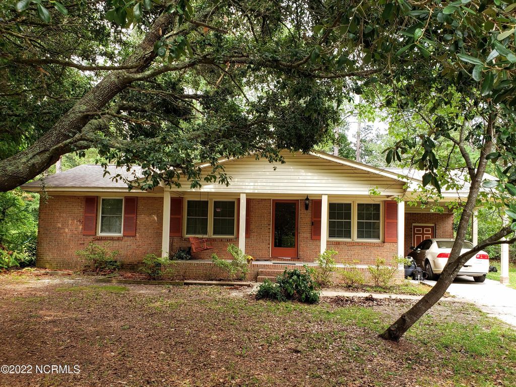 Photo of 12361 Hasty Road, Laurinburg, NC 28352 (MLS # 100571261)
