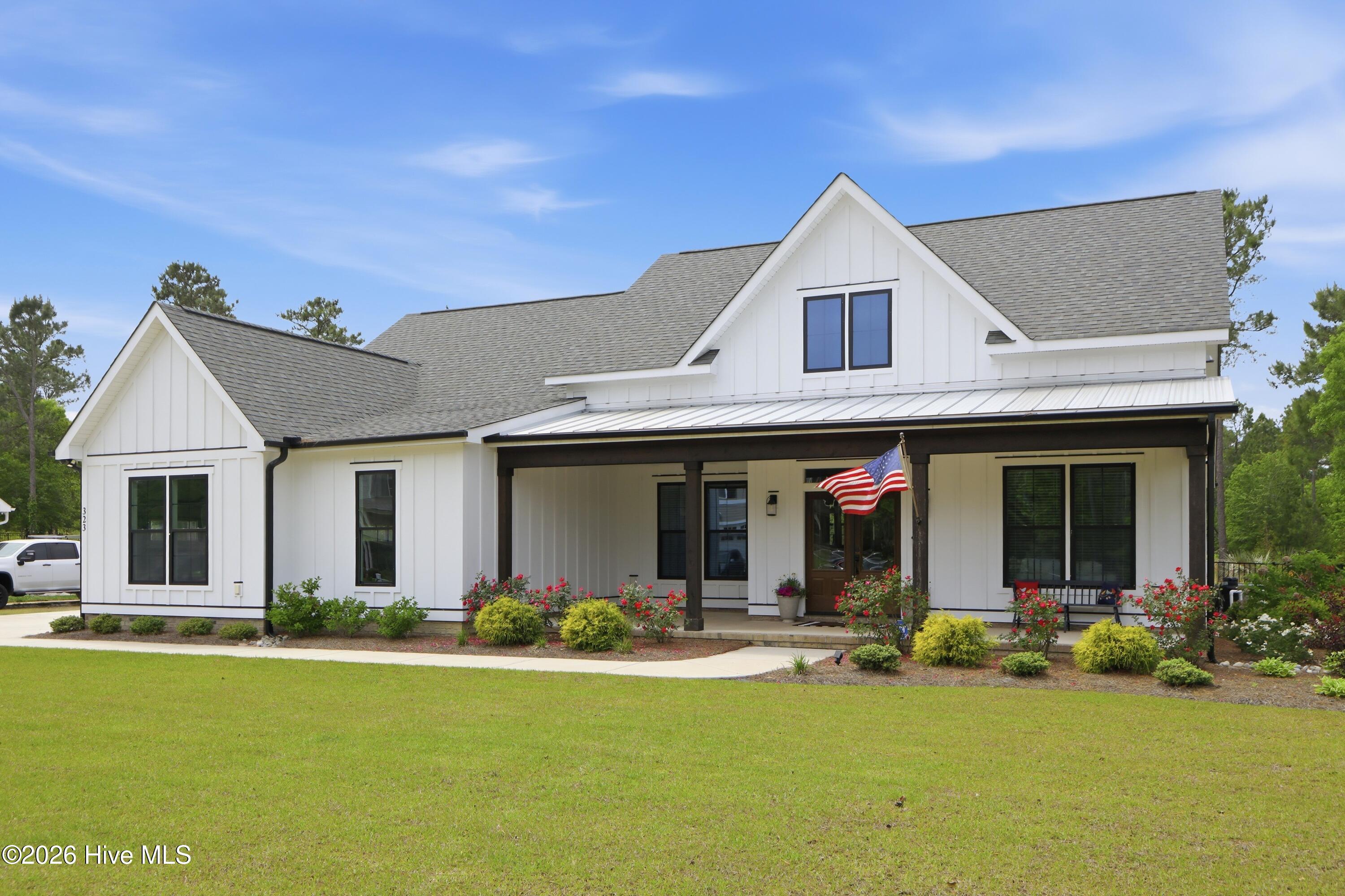 323 Leaward Trace