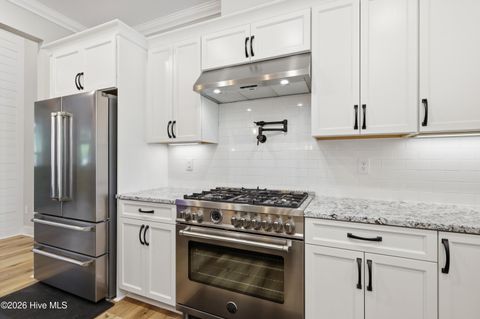 Tiny photo for 323 Leaward Trace, Swansboro, NC 28584 (MLS # 100573759)