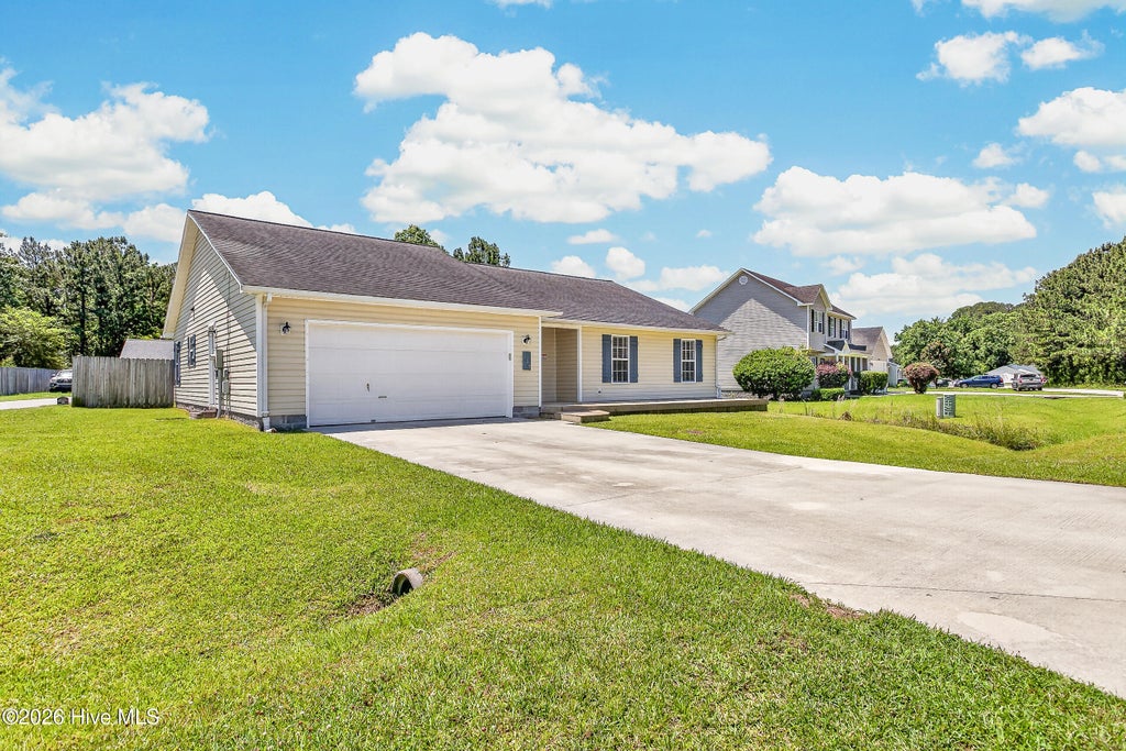 Photo of 109 Marshall Farm Road, Jacksonville, NC 28546 (MLS # 100579070)