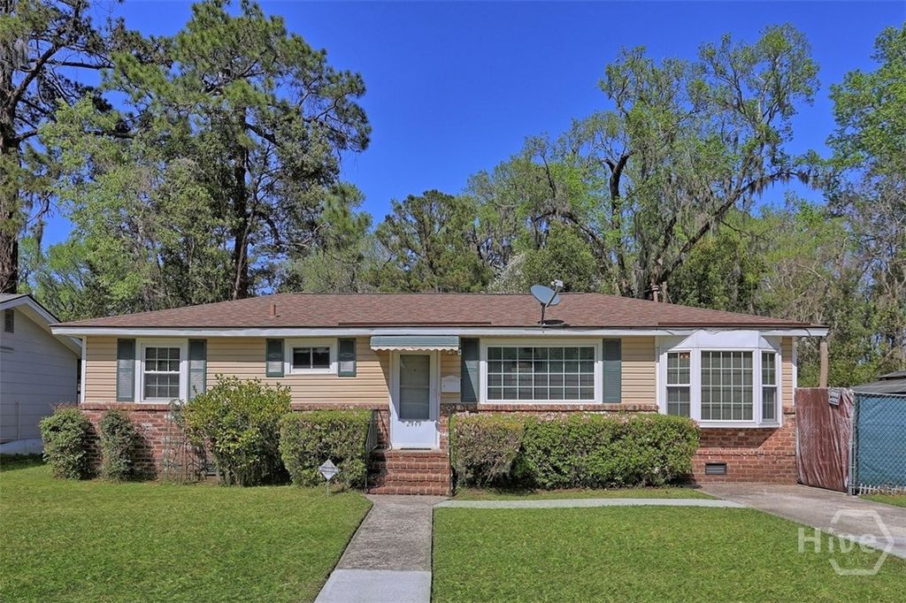 Photo of 2444 E 39th Street, Savannah, GA 31404 (MLS # SA351428)