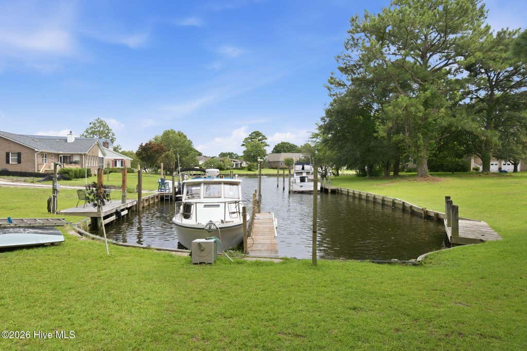 Photo of 1210 Pelican Drive, New Bern, NC 28560 (MLS # 100594474)