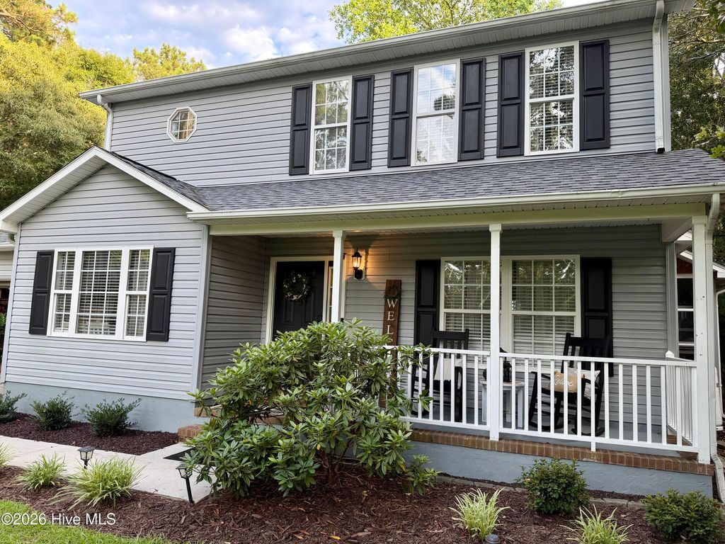 Photo of 156 Longwood Drive, Stella, NC 28582 (MLS # 100583839)