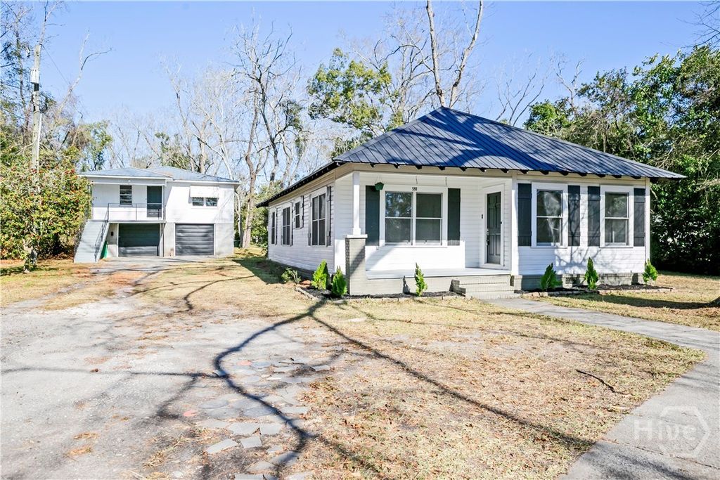 Photo of 58 Nelson, Savannah, GA 31408 (MLS # SA347986)