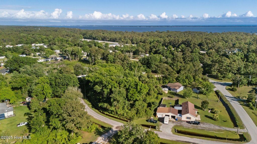 Photo of 122 Oriental Court, Newport, NC 28570 (MLS # 100545686)