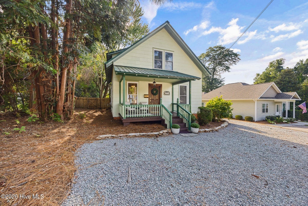 Photo of 390 W Connecticut Avenue, Southern Pines, NC 28387 (MLS # 100605472)