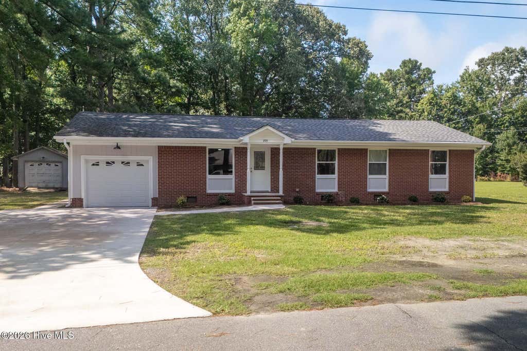 Photo of 1705 Brookridge Drive, Elizabeth City, NC 27909 (MLS # 100594394)