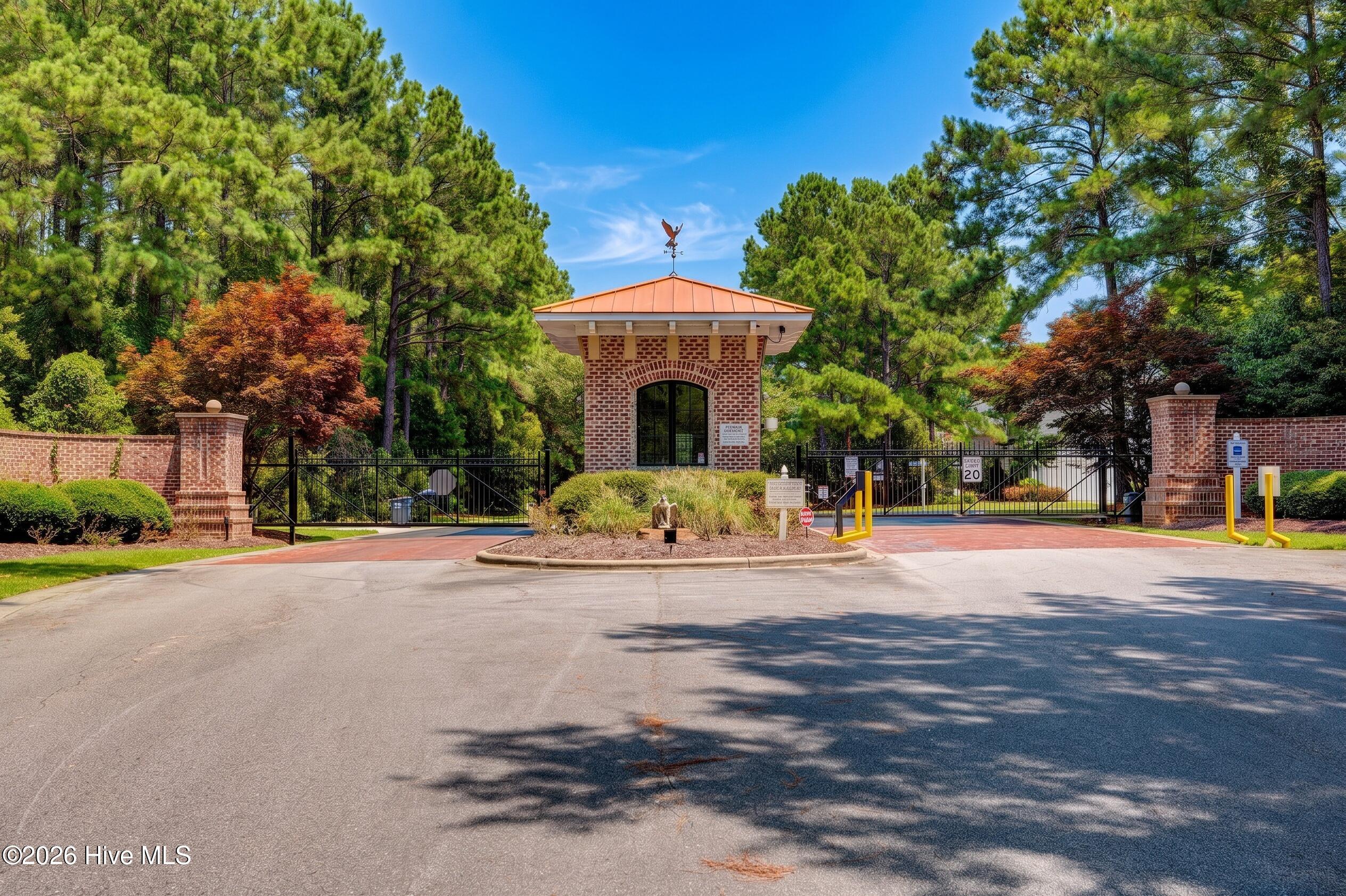 222 Iris Way
