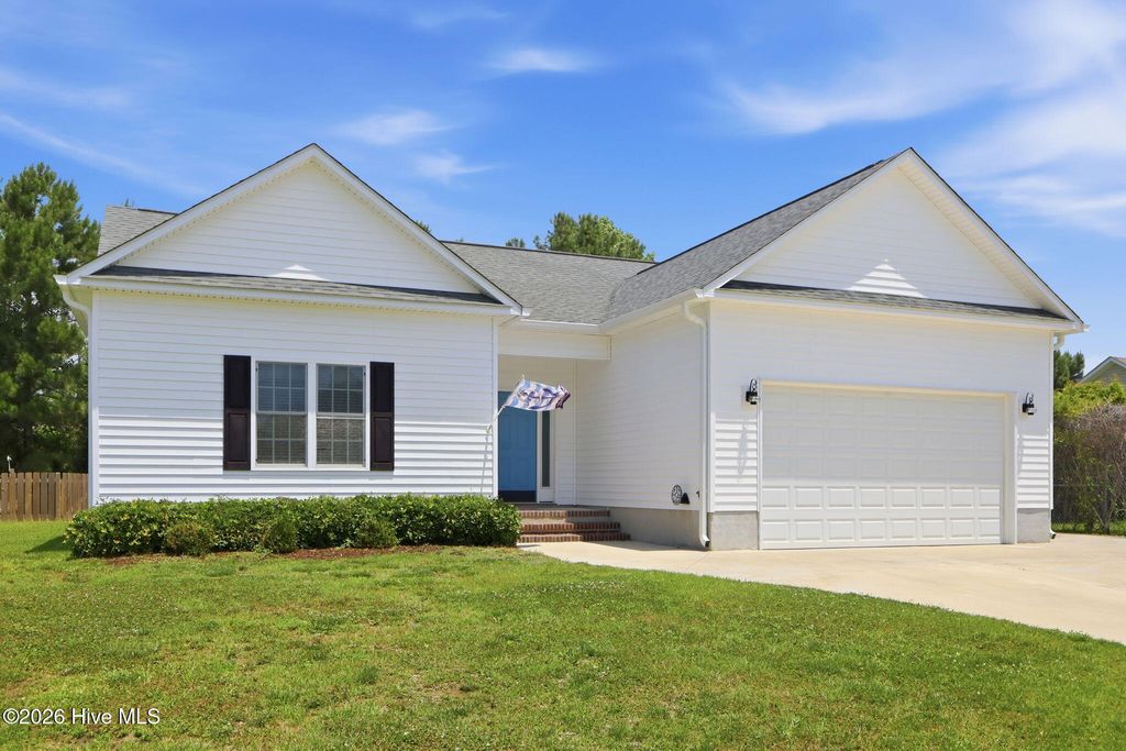Photo of 918 Eastman Creek Drive, Beaufort, NC 28516 (MLS # 100583497)