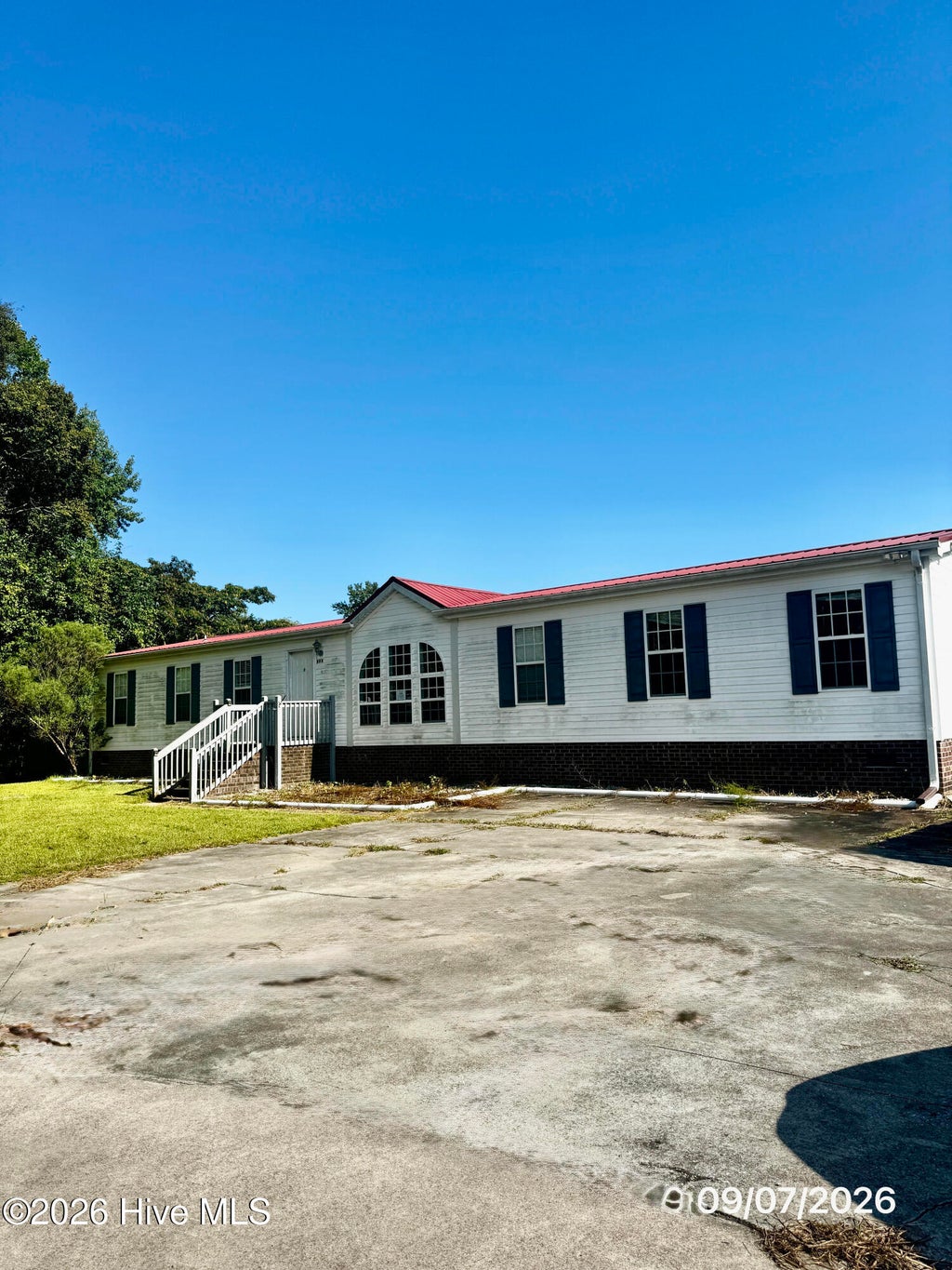 Photo of 804 Maynard Boulevard, Jacksonville, NC 28546 (MLS # 100608454)