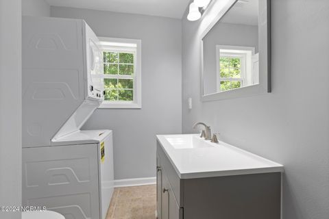 Tiny photo for 690 Maple Hill School Road, Maple Hill, NC 28454 (MLS # 100550613)