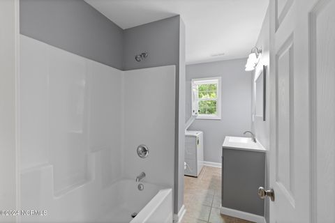 Tiny photo for 690 Maple Hill School Road, Maple Hill, NC 28454 (MLS # 100550613)