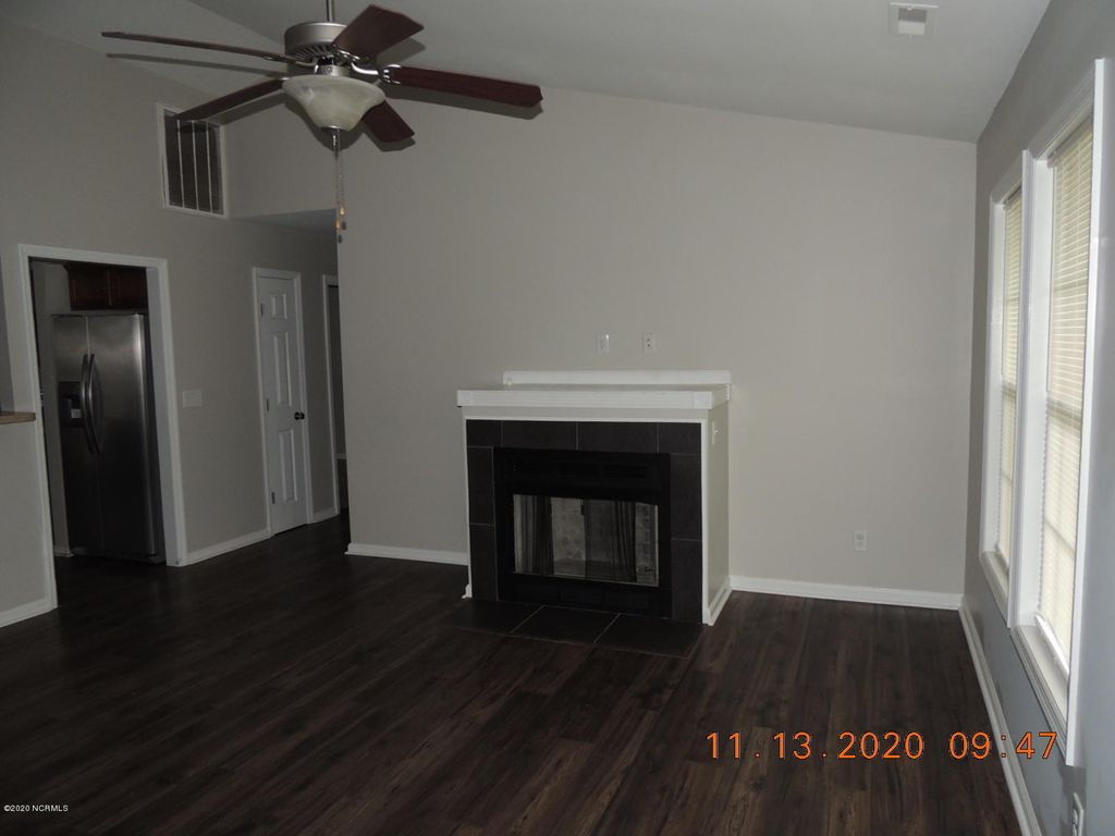 Photo of 506 Southwest Ridge Drive, Richlands, NC 28574 (MLS # 100568752)