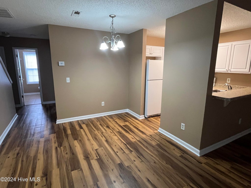 Photo of 5146 Lamppost Circle, Wilmington, NC 28403 (MLS # 100586358)