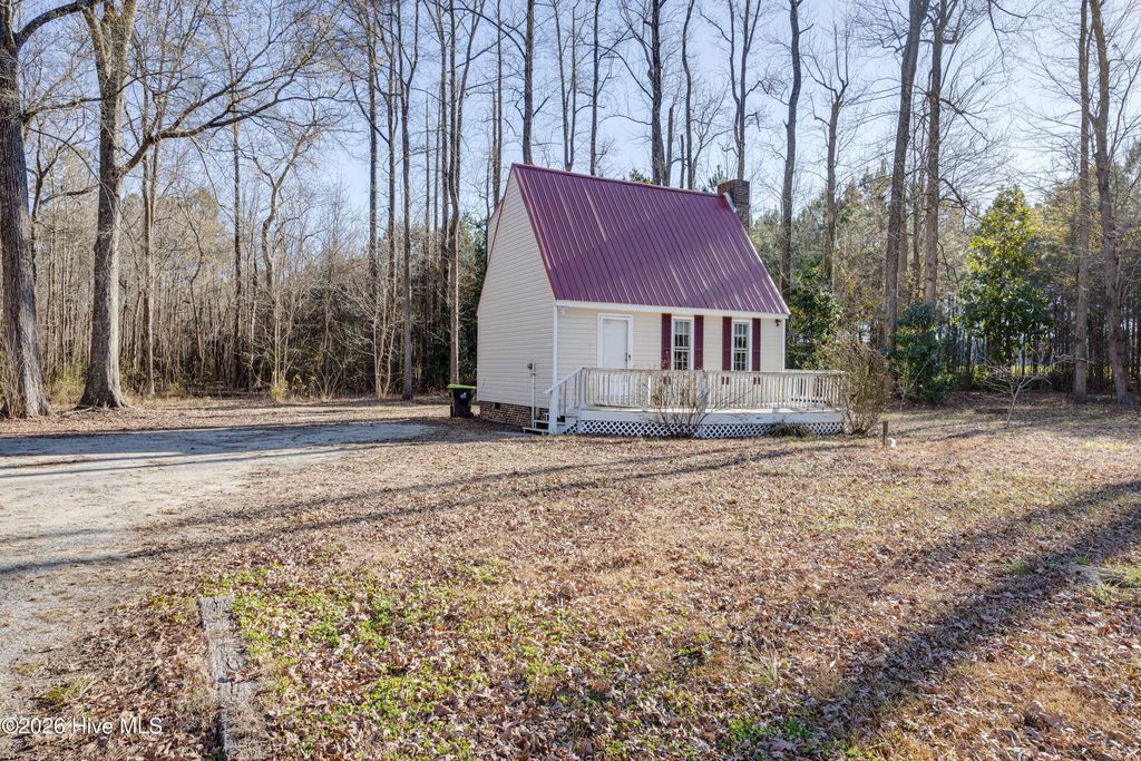 Photo of 2226 Nc 171 Hwy Hwy, Washington, NC 27889 (MLS # 100549830)
