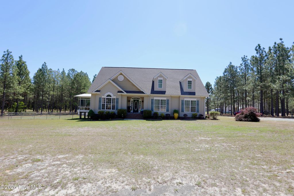 Photo of 436 Millwork Lane, Aberdeen, NC 28315 (MLS # 100572063)