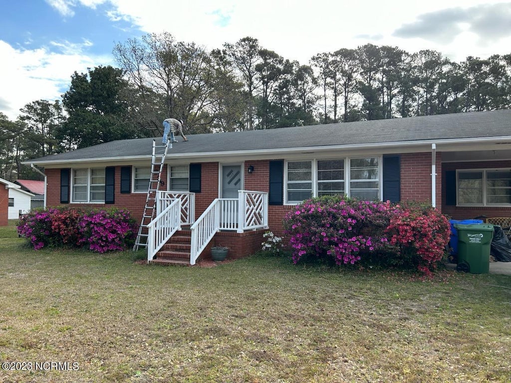 Photo of 239 Peiffer Avenue, Wilmington, NC 28409 (MLS # 100602743)