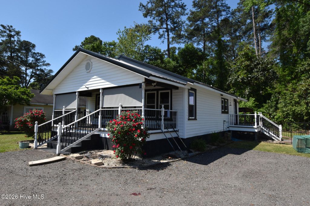 Photo of 507 Stake Road, Tabor City, NC 28463 (MLS # 100568599)
