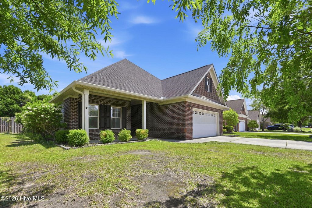 Photo of 201 Silver Creek Loop, Sneads Ferry, NC (MLS # 100572847)