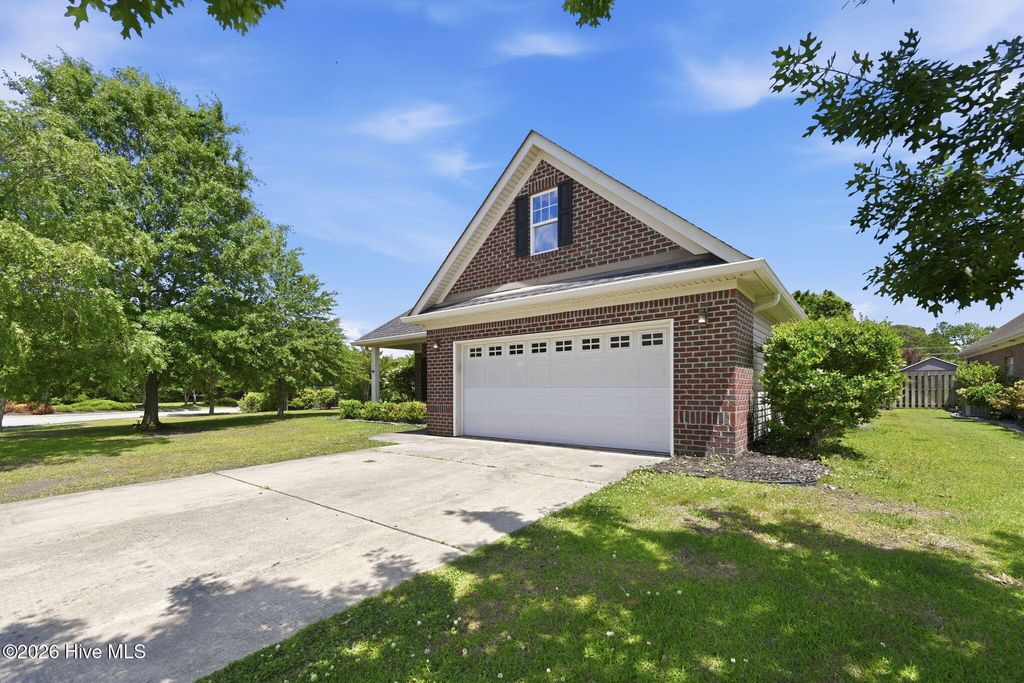 Photo of 201 Silver Creek Loop, Sneads Ferry, NC (MLS # 100572847)