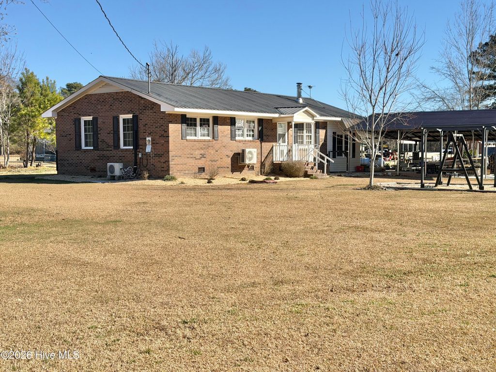 Photo of 737 Garland Avenue, Kinston, NC 28504 (MLS # 100549829)